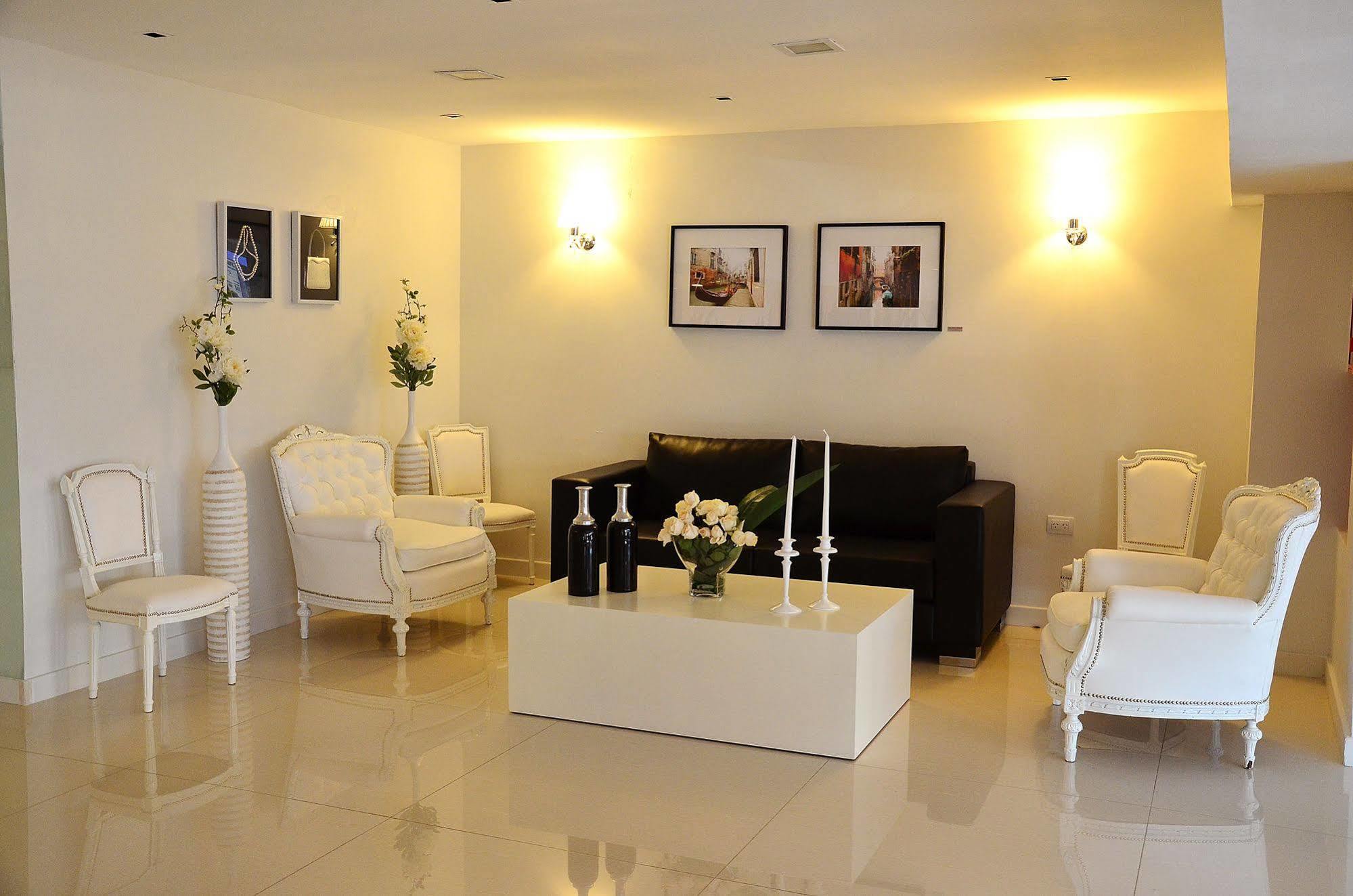 Le Parc Hotel & Suite Villa María Exterior foto